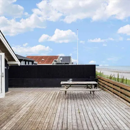 Semesterbostad Panoramic Ocean View - Beautiful House Otterup